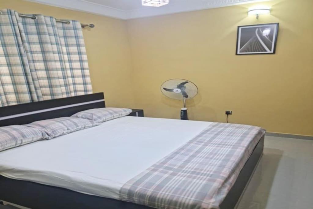 A Stunning 3 Bedroom Apartment In Okitipupa -6 Ppl Dış mekan fotoğraf